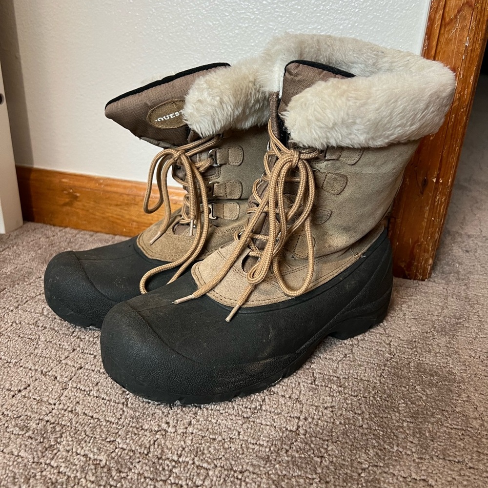 Quest Leather Beige and Black Men’s Snow Boots